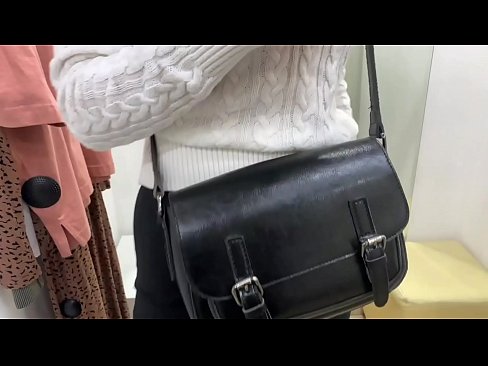 ❤️ אוננות פומבית של הכלבה הצעירה פרלברי עם דילדו בחדר המתאים ❌ פורנו קשה ב-iw.porn-mate.ru ☑